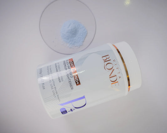 Polvo decolorante con infusión azul 17.63 oz.